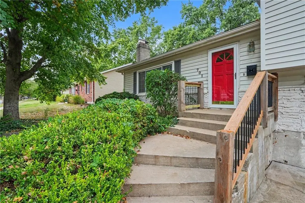 701 S Sunset Drive, Olathe, KS 66061 - #1