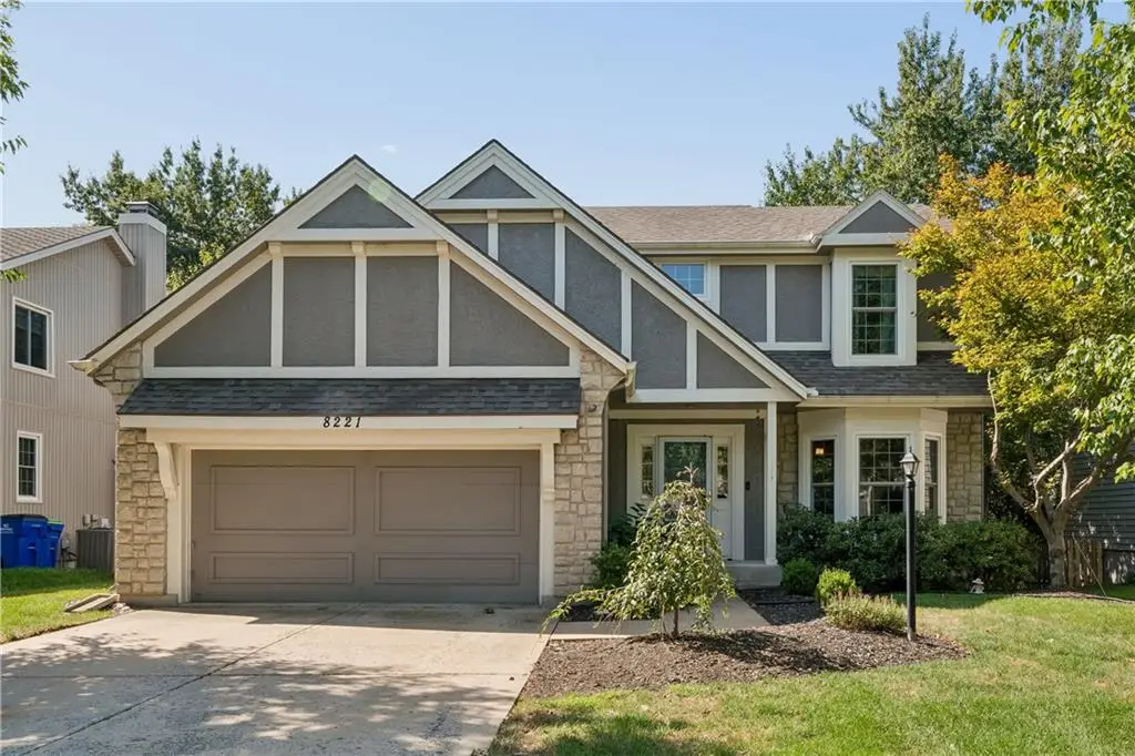 8221 W 152nd Terrace, Overland Park, KS 66223 - #1