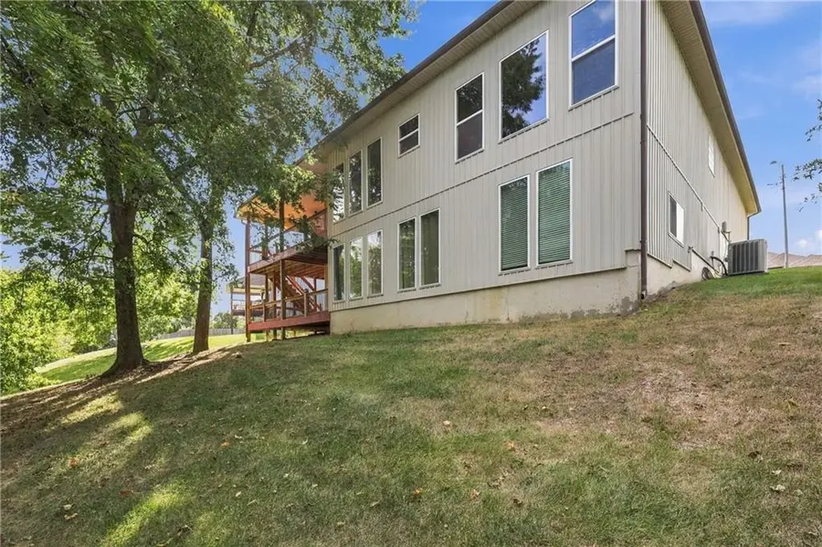 4957 S Park Ridge Drive, Independence, MO 64015 - #3