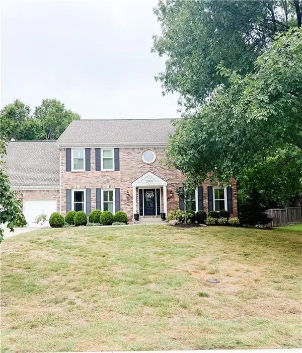 2908 W 124th Terrace, Leawood, KS 66209
