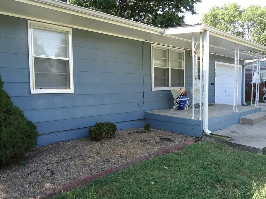 202 S Thompson Street, Butler, MO 64730 - #2