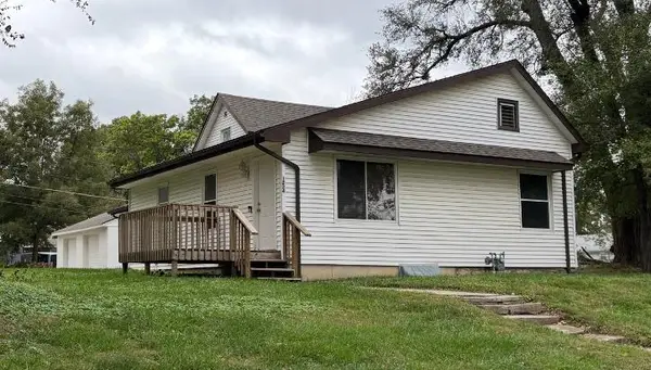 1224 Kingman Street, Leavenworth, KS 66048