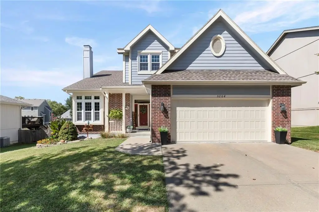 5204 N Pennsylvania Street, Gladstone, MO 64118 - #1