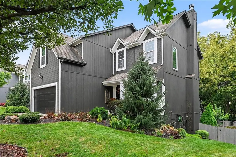6352 Lakecrest Drive, Shawnee, KS 66218 - #3