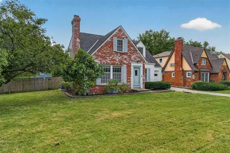 6641 Cherry Street, Kansas City, MO 64131 - #3