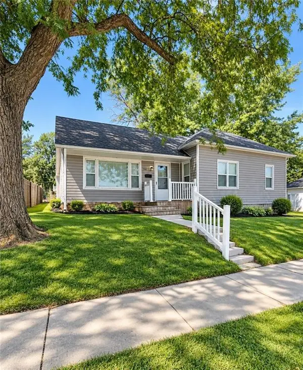 714 N Buchanan Street, Maryville, MO 64468