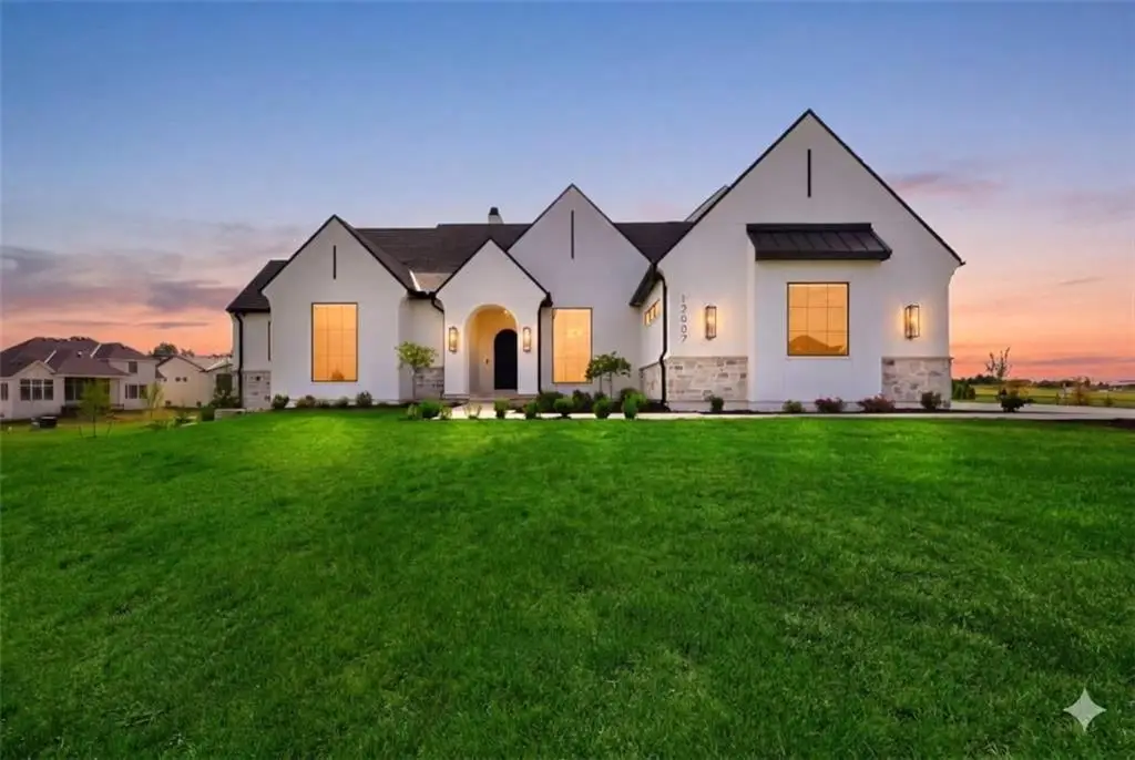 12007 W 173rd Terrace, Overland Park, KS 66221 - #1