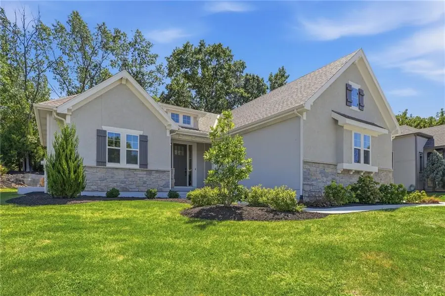 6753 Longview Road, Shawnee, KS 66218 - #2