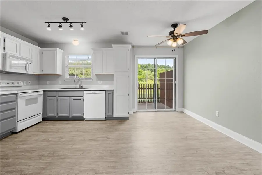 5776 NW Plantation Circle, Lees Summit, MO 64064 - #2