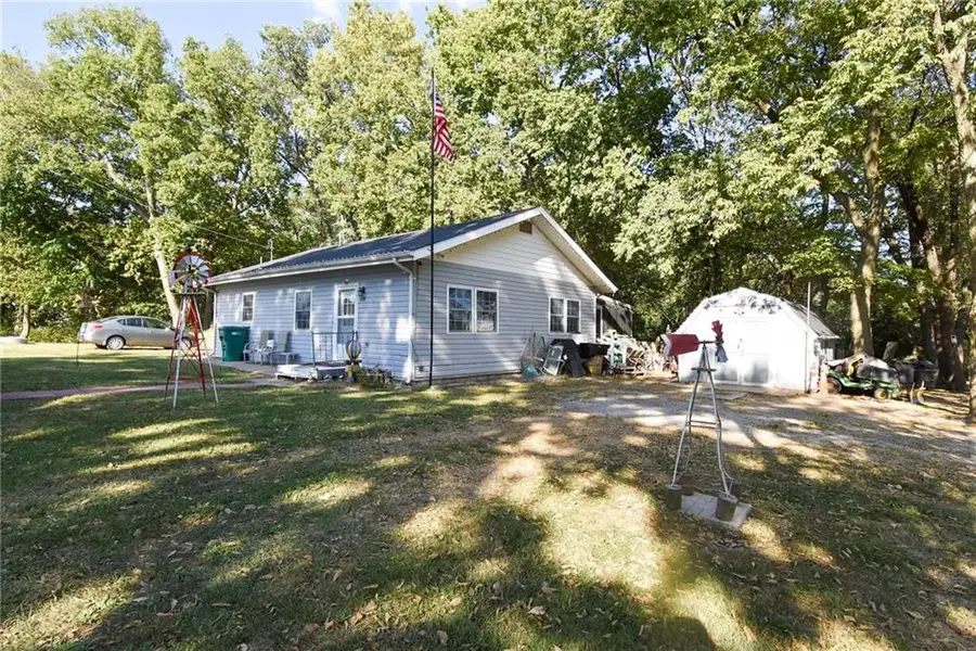 202 N 6th Street, Westmoreland, KS 66549 - #3