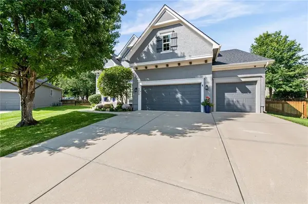 4808 W 158th Place, Overland Park, KS 66224