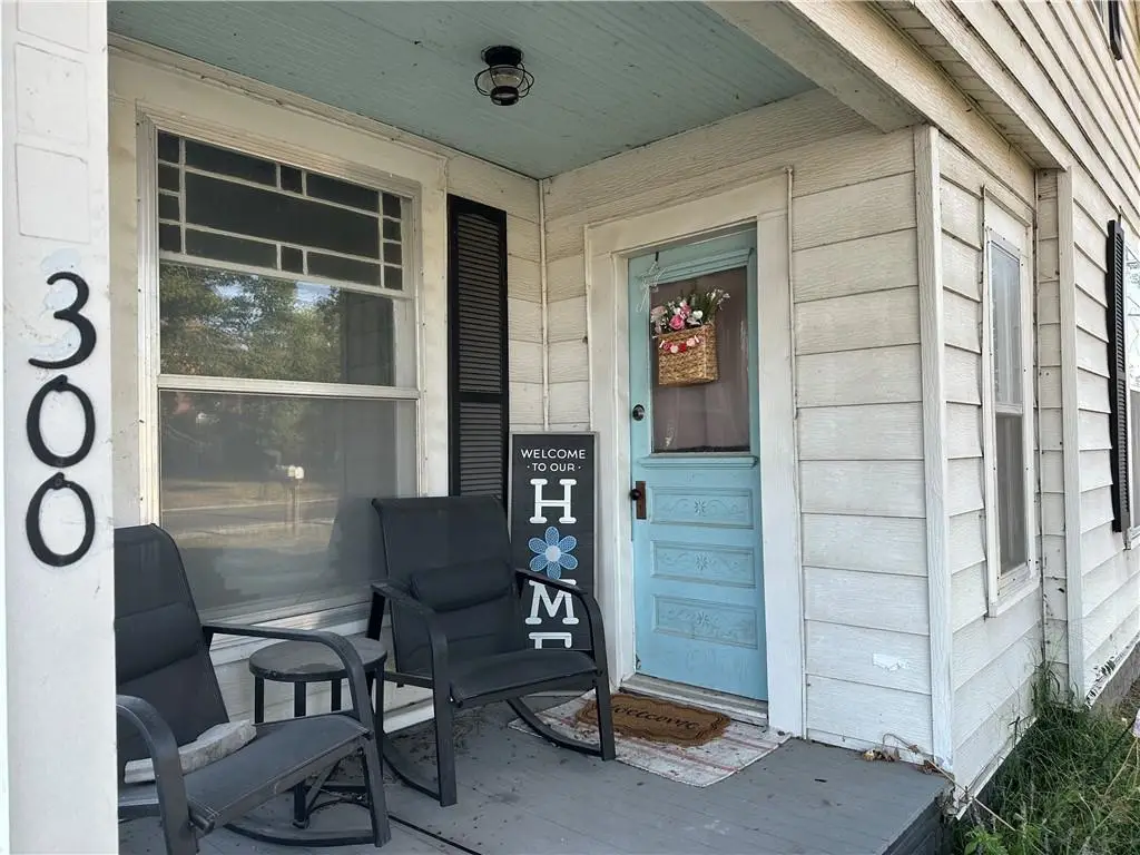 300 NE 1st Street, Hardin, MO 64035 - #1