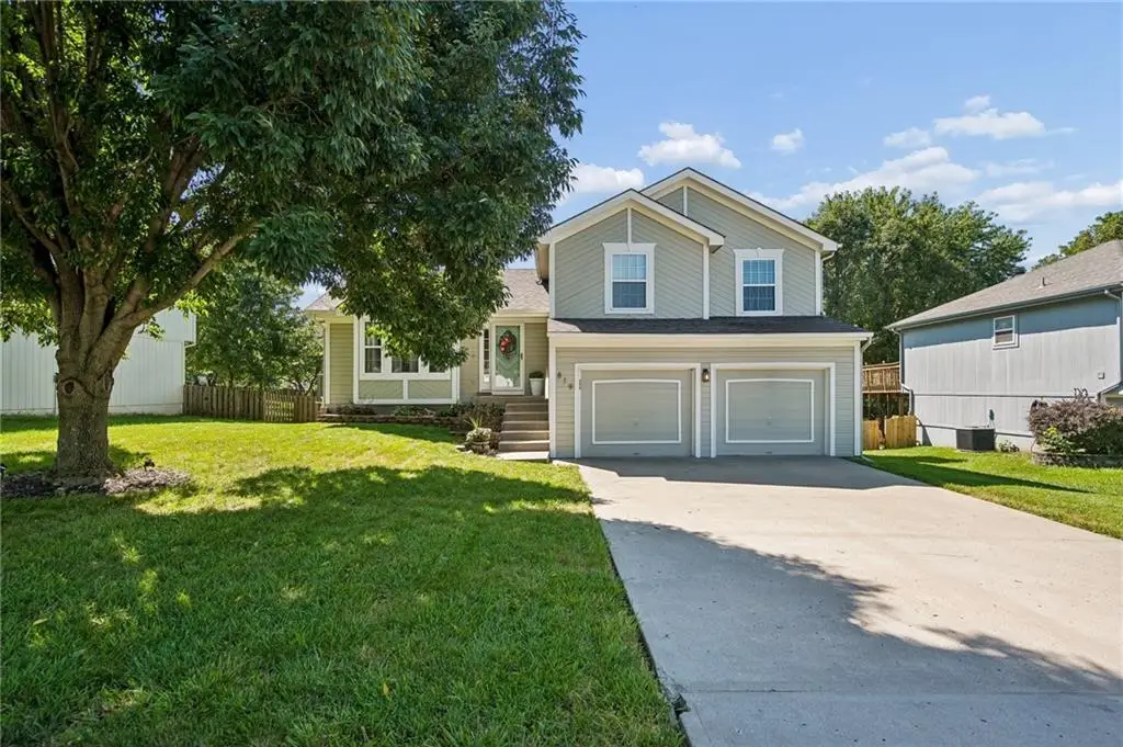 819 NE 116th Terrace, Kansas City, MO 64155 - #1
