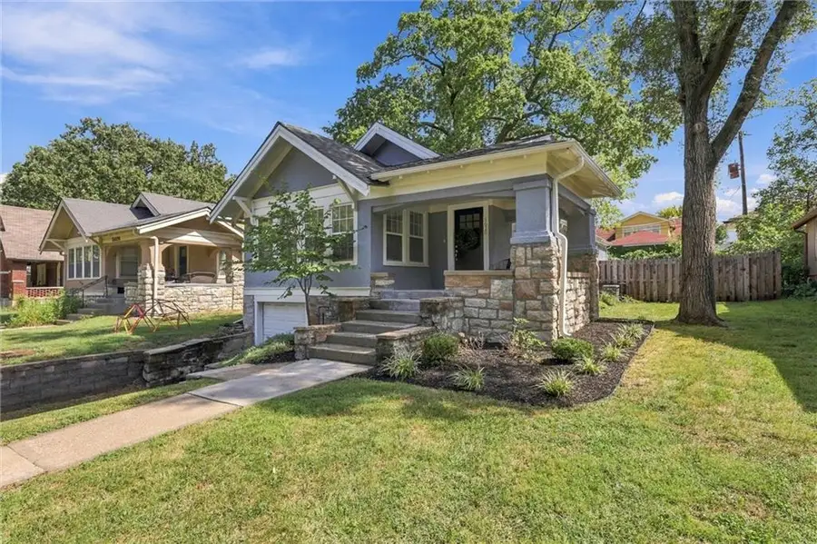5615 Charlotte Street, Kansas City, MO 64110 - #3
