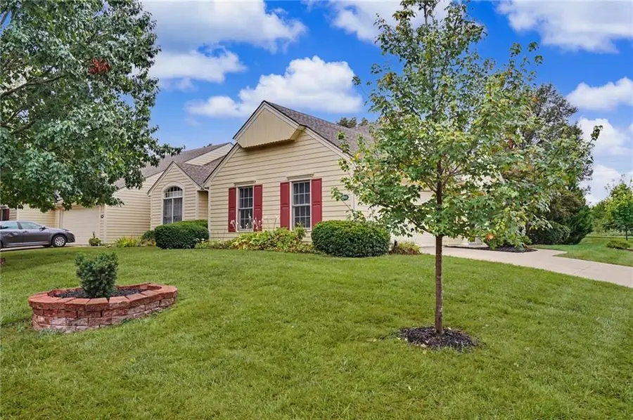 5933 Longleaf Circle, Lawrence, KS 66049 - #3