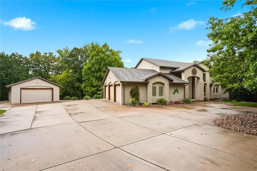5630 Legler Street, Shawnee, KS 66217 - #3