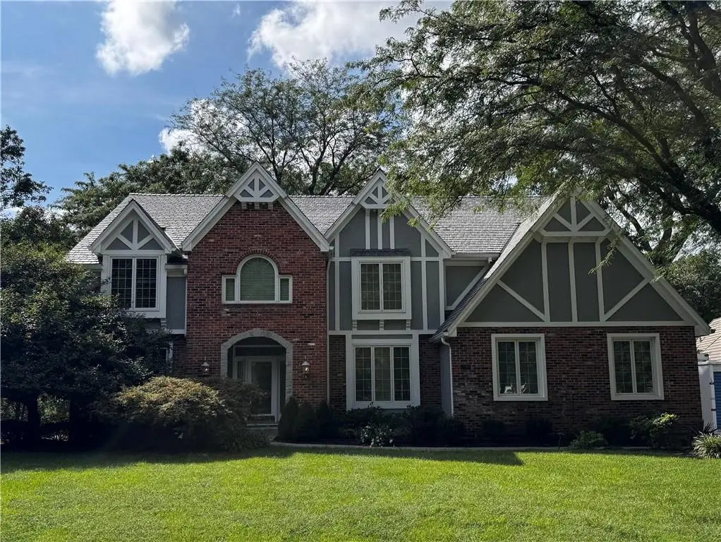 1905 NW Indian Hills Drive, Blue Springs, MO 64015 - #1