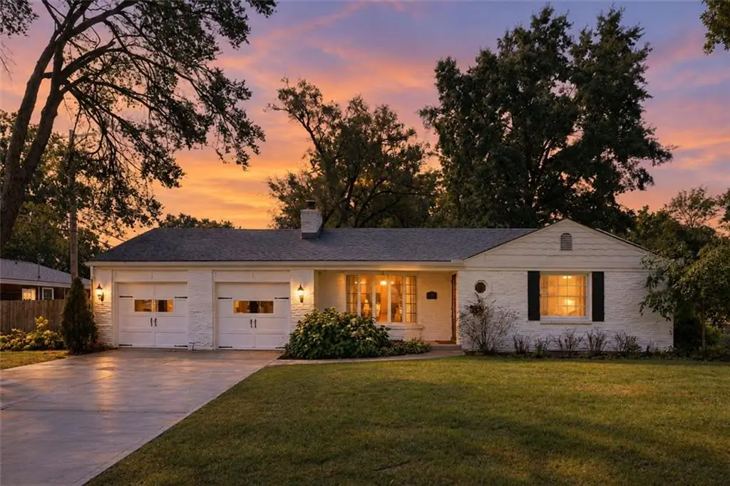 7001 W 68th Street, Overland Park, KS 66204 - #1