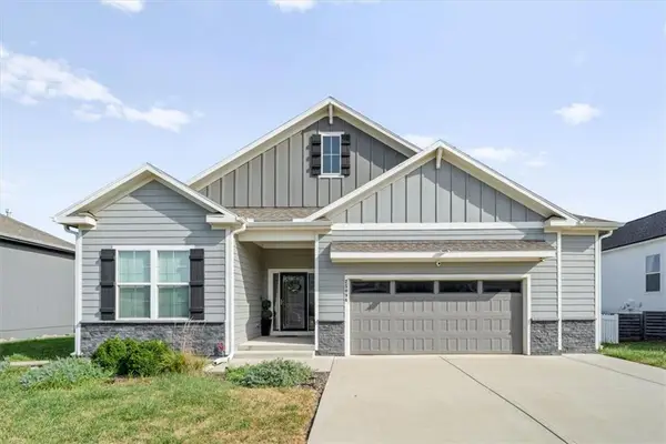 25096 W 142nd Street, Olathe, KS 66061