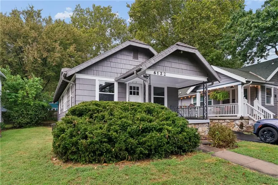 6132 Holmes Street, Kansas City, MO 64110 - #2