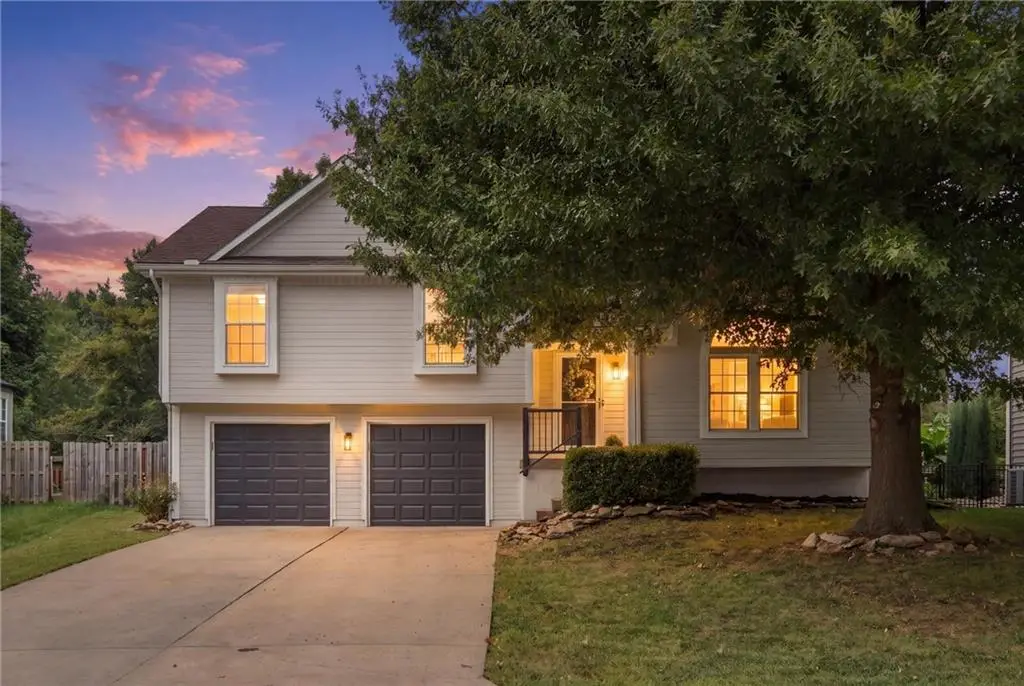 1208 NE Beacon Avenue, Lees Summit, MO 64086 - #1