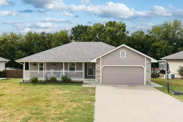 4045 SE 23rd Terrace, Tecumseh, KS 66542