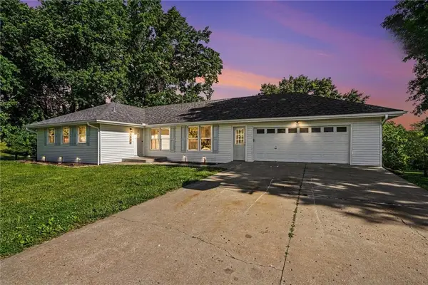 1500 Ridgeview Road, Liberty, MO 64068