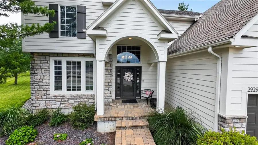 2929 Lewis Circle, Lees Summit, MO 64081 - #2