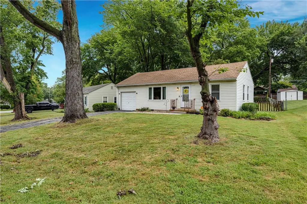 11416 W 67th Terrace, Shawnee, KS 66203 - #1