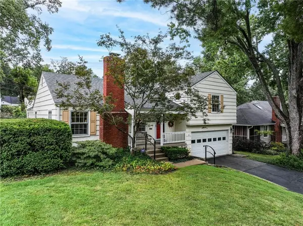 2805 W 73 Street, Prairie Village, KS 66208