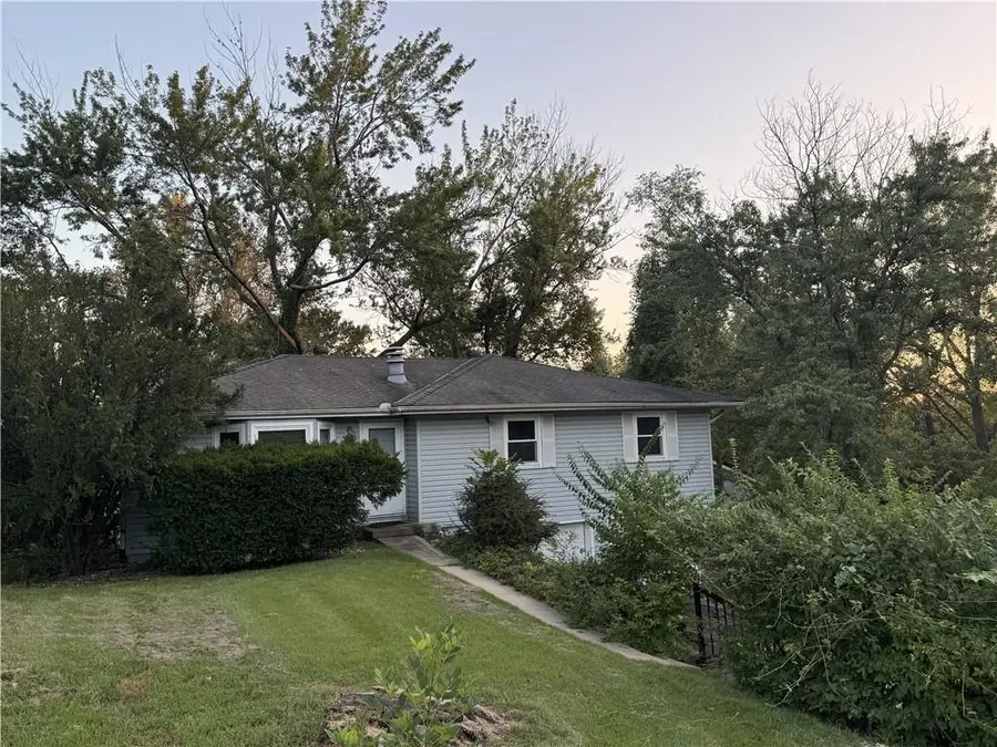 10615 Meadow Lane Drive, Kansas City, MO 64152 - #2
