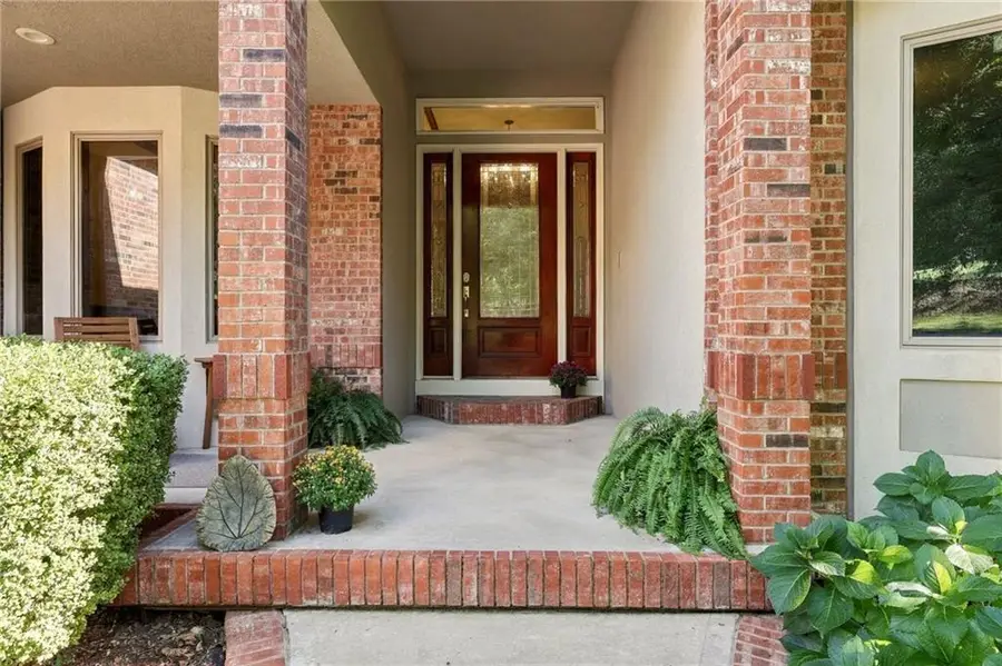 8615 NW Baker Road Circle, Kansas City, MO 64153 - #3