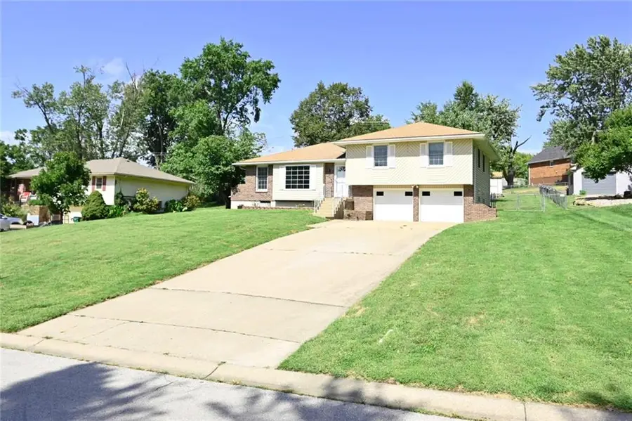 520 Thomas Drive, Platte City, MO 64079 - #2