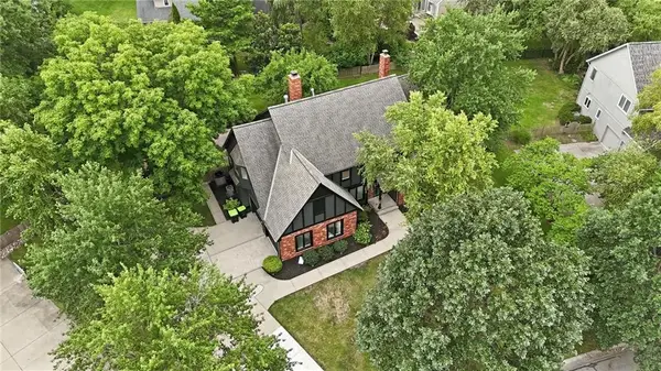 3353 W 129th Terrace, Leawood, KS 66209