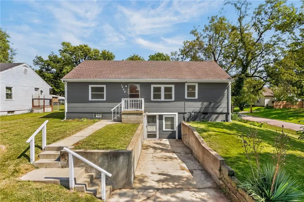1008 N 14th Street, Leavenworth, KS 66048 - #1