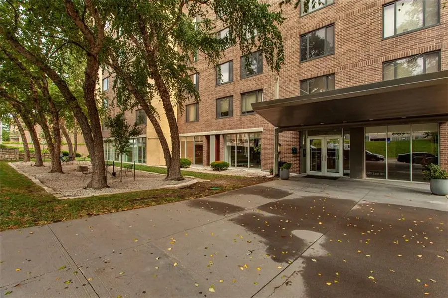 600 E 8th Street #9S, Kansas City, MO 64106 - #2