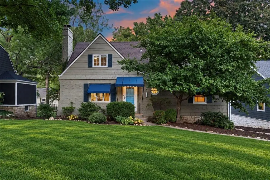 5315 Norwood Street, Fairway, KS 66205 - #1