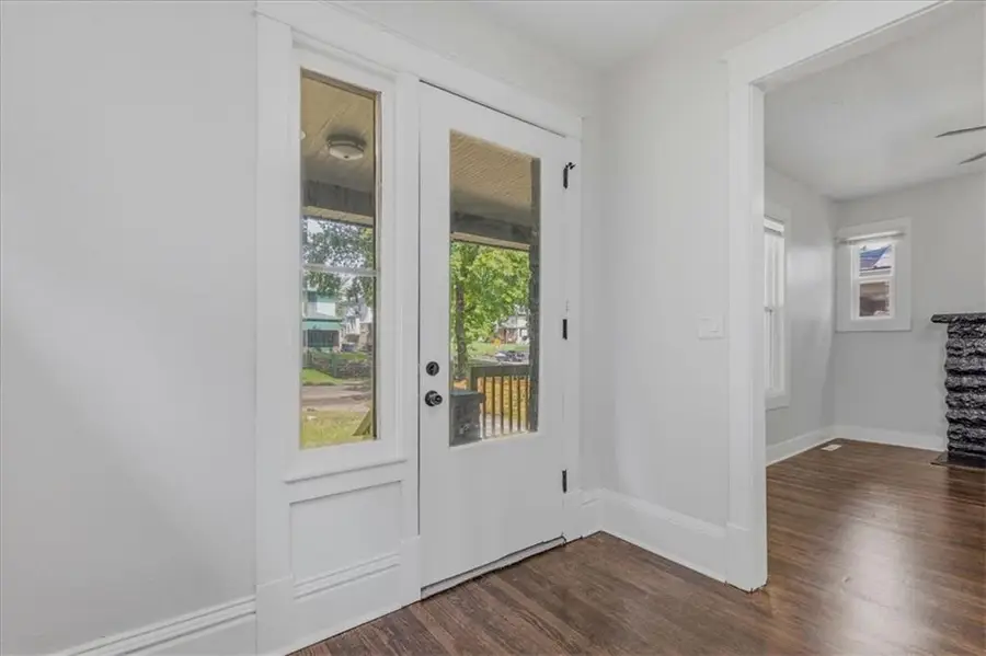 3249 Lockridge Avenue, Kansas City, MO 64128 - #2