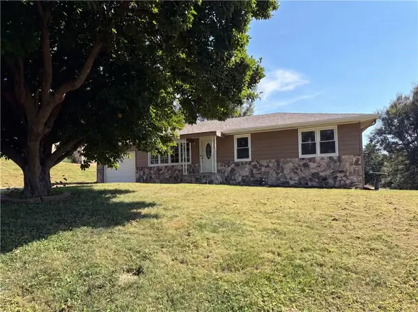 1020 Garden Street, St Joseph, MO 64504