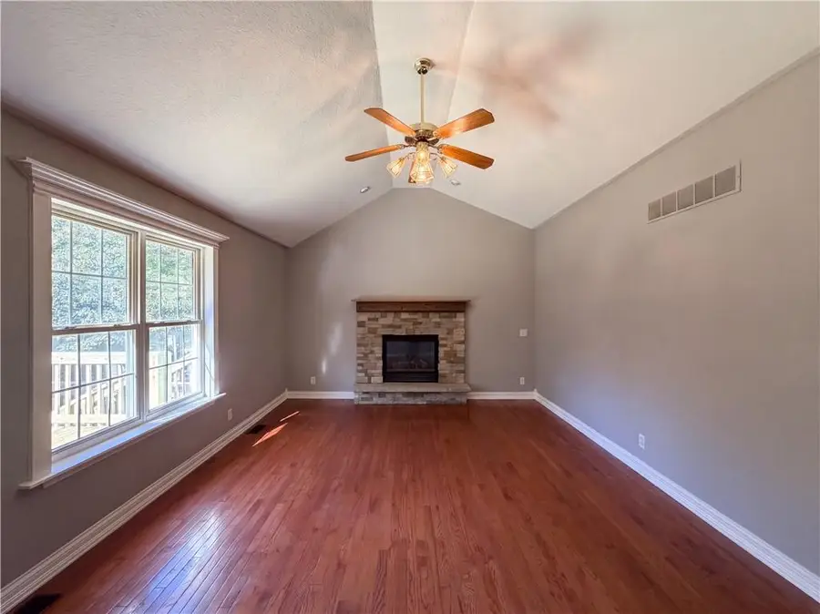 21505 E 50th Terrace Court, Independence, MO 64015 - #3