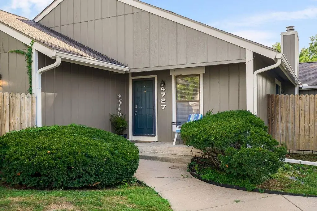 4727 N Cliff Hill Circle, Kansas City, MO 64151 - #1