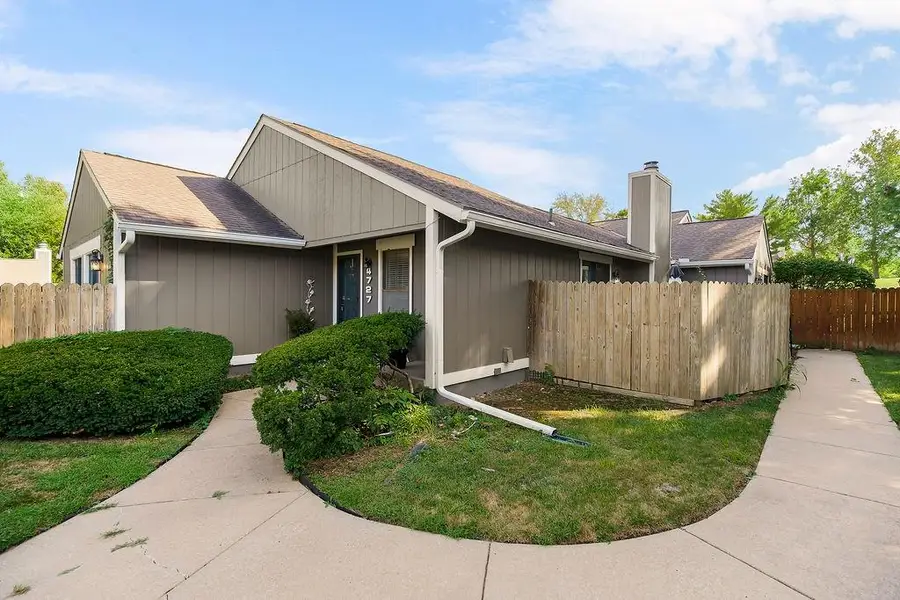 4727 N Cliff Hill Circle, Kansas City, MO 64151 - #3