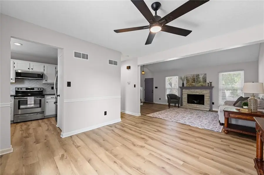 10780 Oakmont Street, Overland Park, KS 66210 - #3