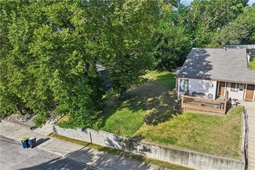 2114 Belleview Avenue, Kansas City, MO 64108 - #1