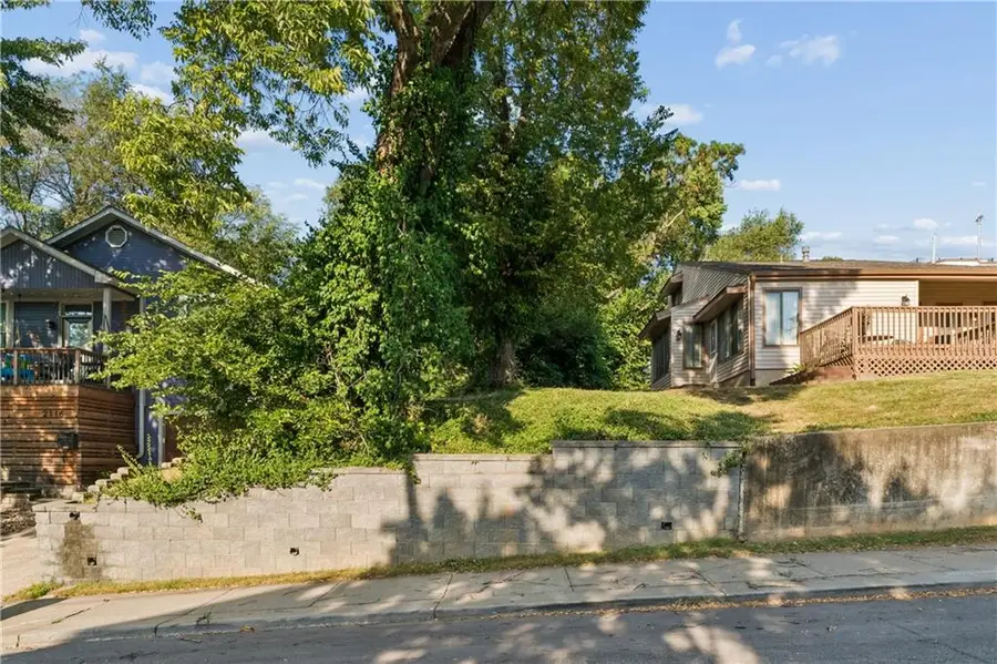 2114 Belleview Avenue, Kansas City, MO 64108 - #3