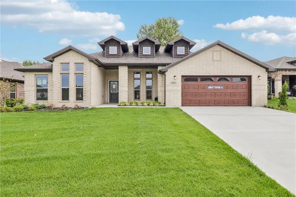 8523 Pickering Street, Lenexa, KS 66227 - #1