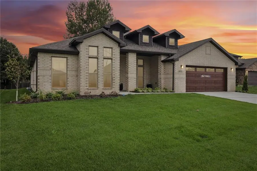 8523 Pickering Street, Lenexa, KS 66227 - #3