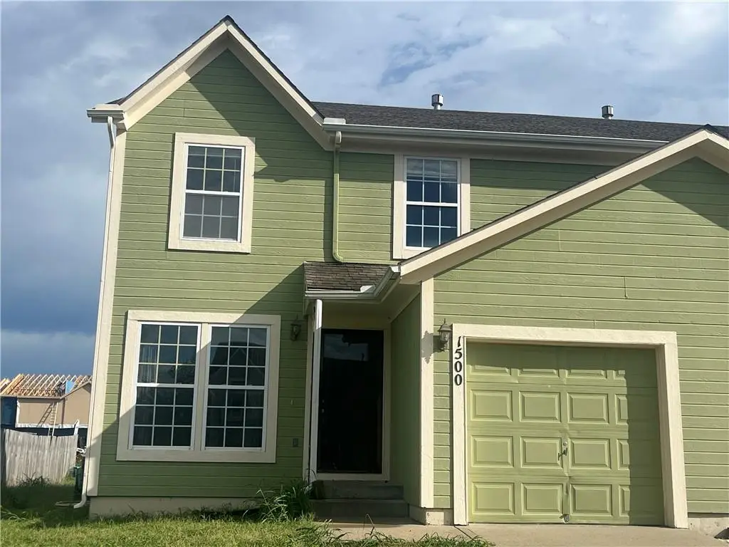 1500 S 5th Street E, Louisburg, KS 66053 - #1