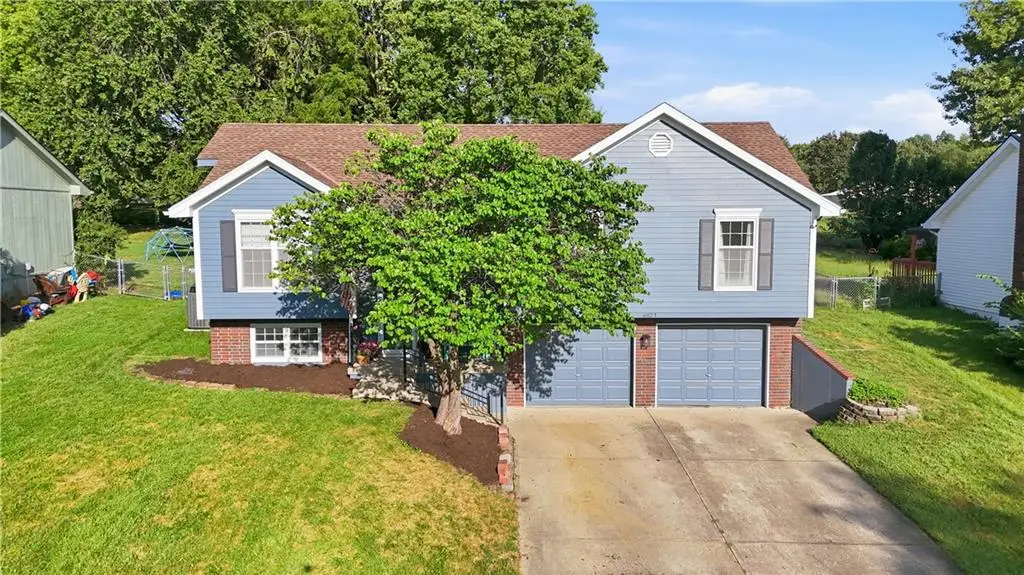 6821 T Gabbert Drive, Pleasant Valley, MO 64068 - #1