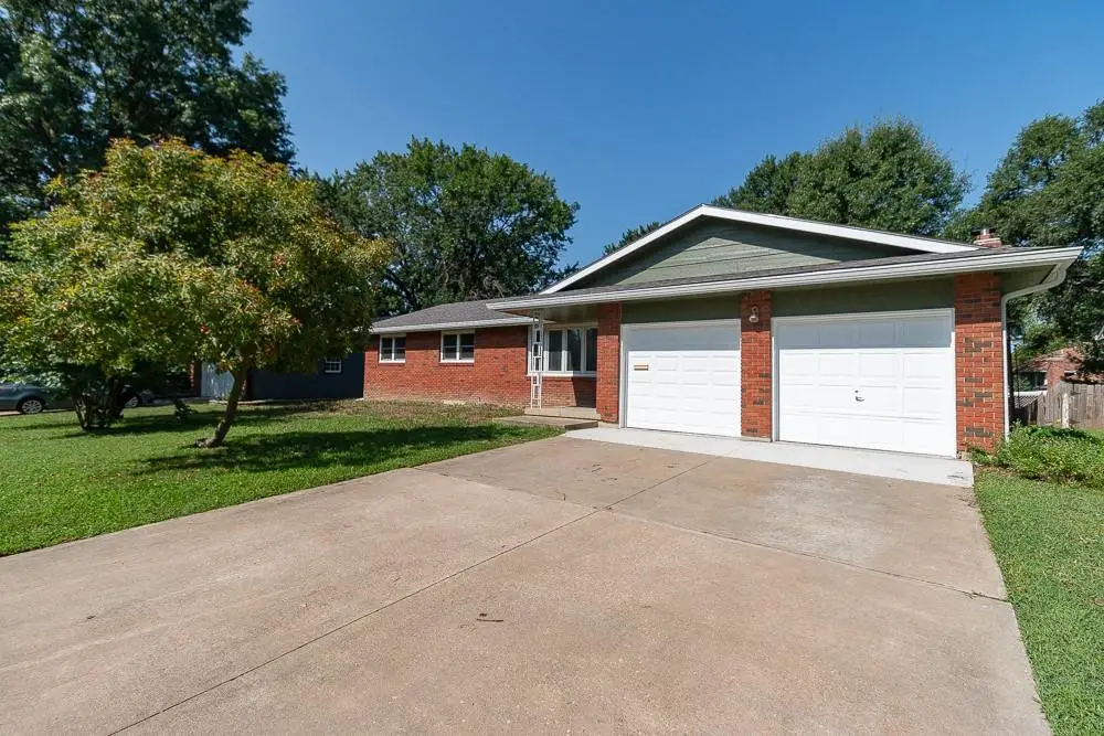 2737 Alabama Street, Lawrence, KS 66046 - #1